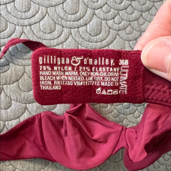 Gilligan & O'Malley Deep Red Bra - Picture 2 of 3